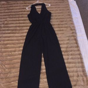 🎉 Sexy black jumpsuit